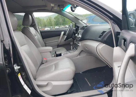 2012 Toyota Highlander Se V6 z USA, uszkodzony, nr VIN 5TDBK3EH9CS142108